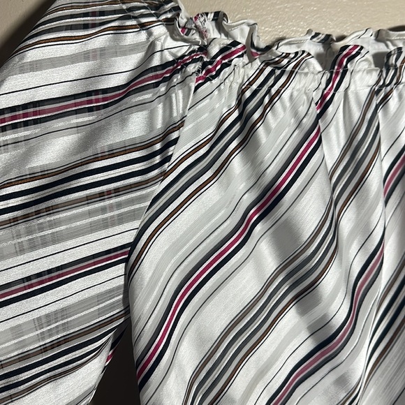 White House Black Market Silky‎ Off Shoulder Striped Top | Small - Picture 2 of 5